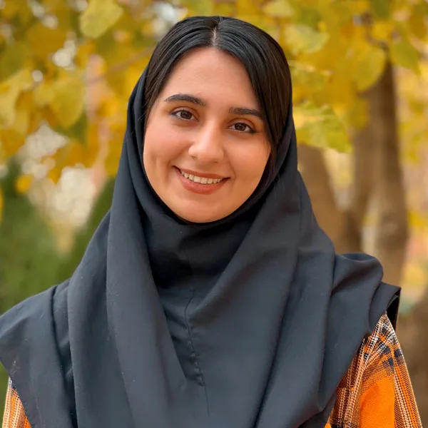 تصویر آناهیتا بیات، مسئول ثبت لحظات و محتوای شیرین