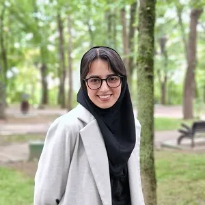 تصویر کتایون بیات، طراح جوان و خلاق تیم